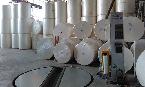 Packaging speed increased by more than 50%? Cylindrical wrapping machine creates an efficient and fitting protective layer for rolled materials