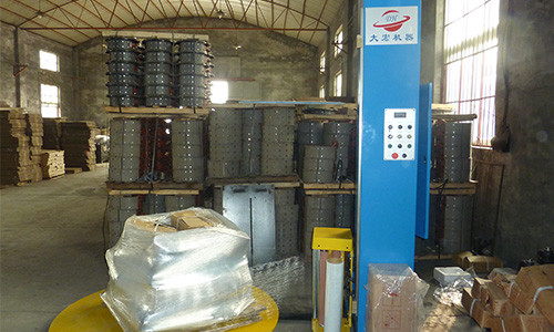 Pallet packaging equipment improves both shipping efficiency and packaging standards