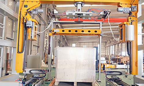 From Moisture Protection to Dust Prevention: How Top Cover Stretch Wrapping Machines Safeguard Cargo?