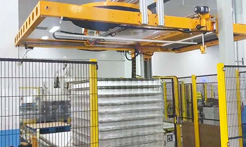 Top film wrapping machine: Say goodbye to loose packaging and transportation damage, improve cargo protection and shipping efficiency