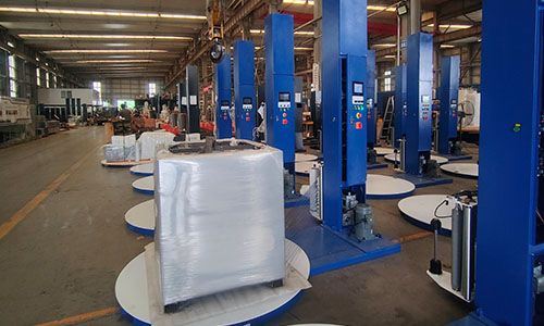 Automatic film wrapping machines are favored by enterprises, and the efficiency and image of packaging positions are both improved