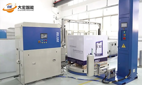 The sword-piercing strapping and film-wrapping machine is popular in the front line of factories, and it can directly solve the film + strapping problem in one packaging