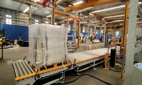 The rocker arm online wrapping machine allows the packaging rhythm to "keep up with the production line" and realize high-speed non-stop film wrapping operation