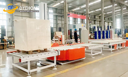 The fully automatic online wrapping machine adapts to the production line rhythm to create an "unmanned" packaging station for shipping packaging