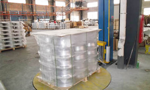 Stretch film packaging machine makes pallet shipment more labor-saving, consumable and time-saving